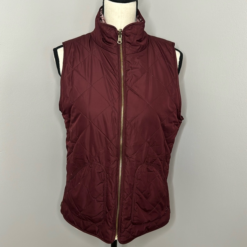 Thread & Supply Women’s Red/Burgundy Soft Shell/Sherpa Reversible Vest Sz M